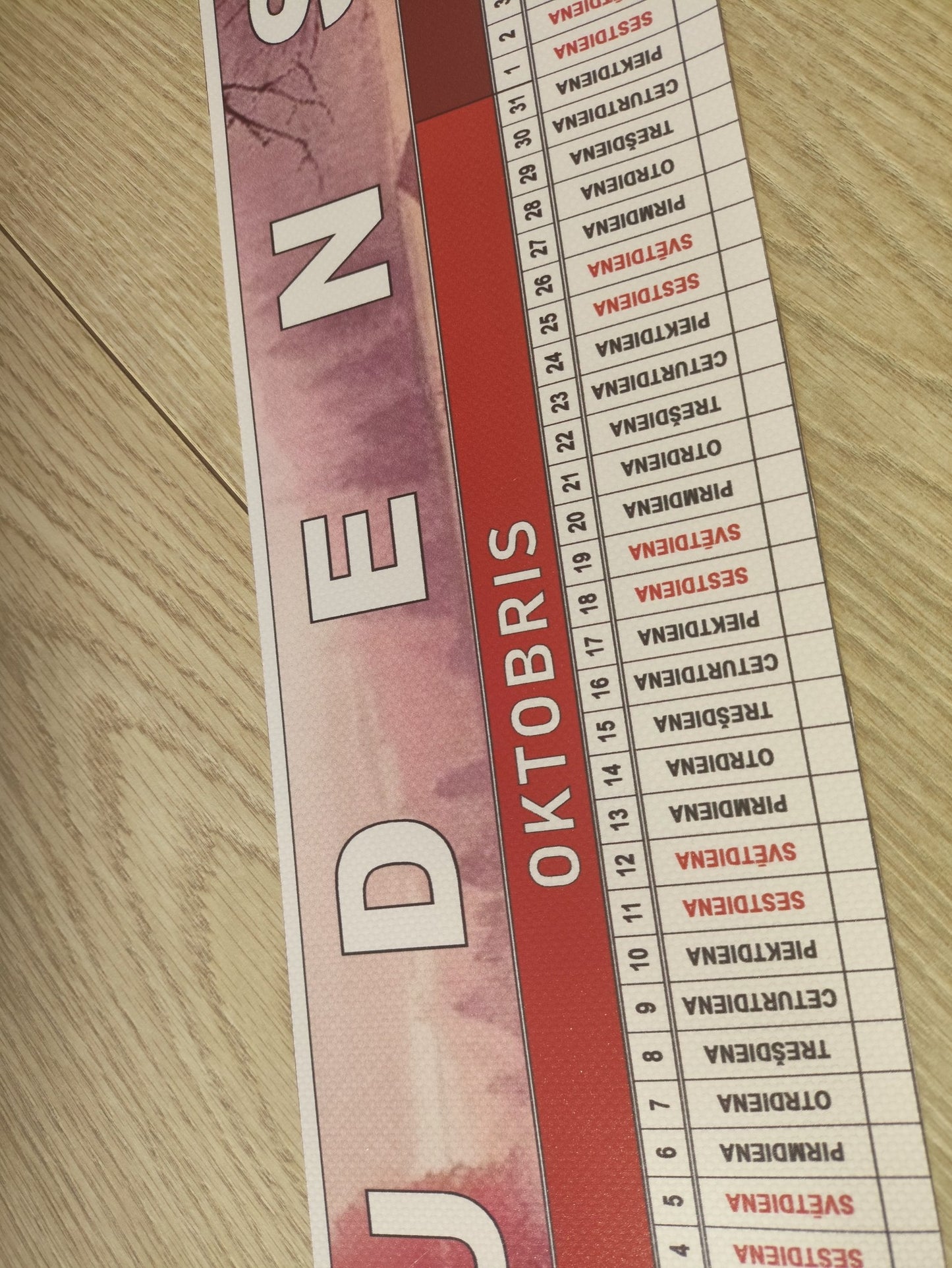 Lineārs kalendārs no 1.septembra līdz 31.augustam