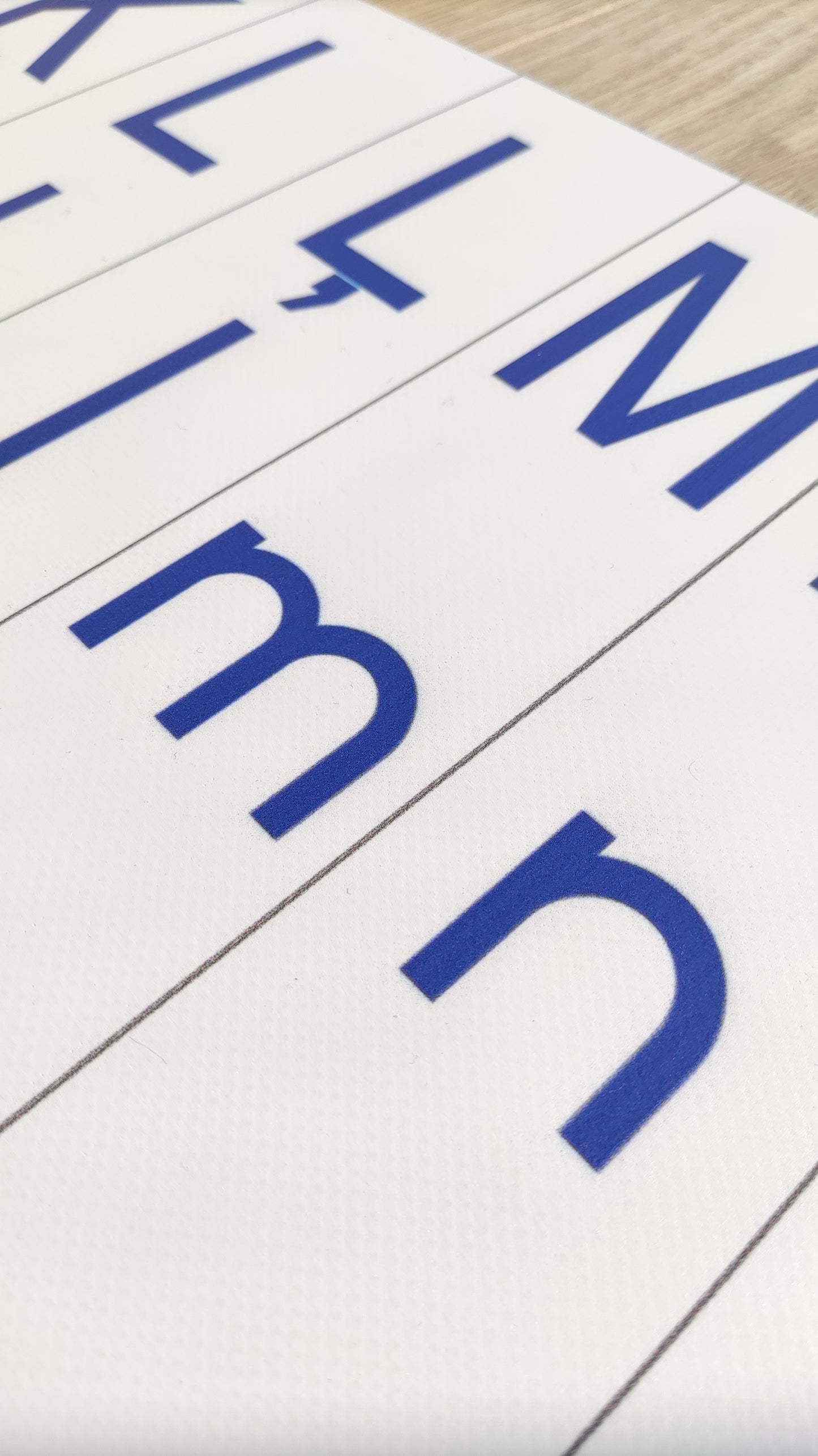 Burtu lente - LIELIE un mazie drukātie burti